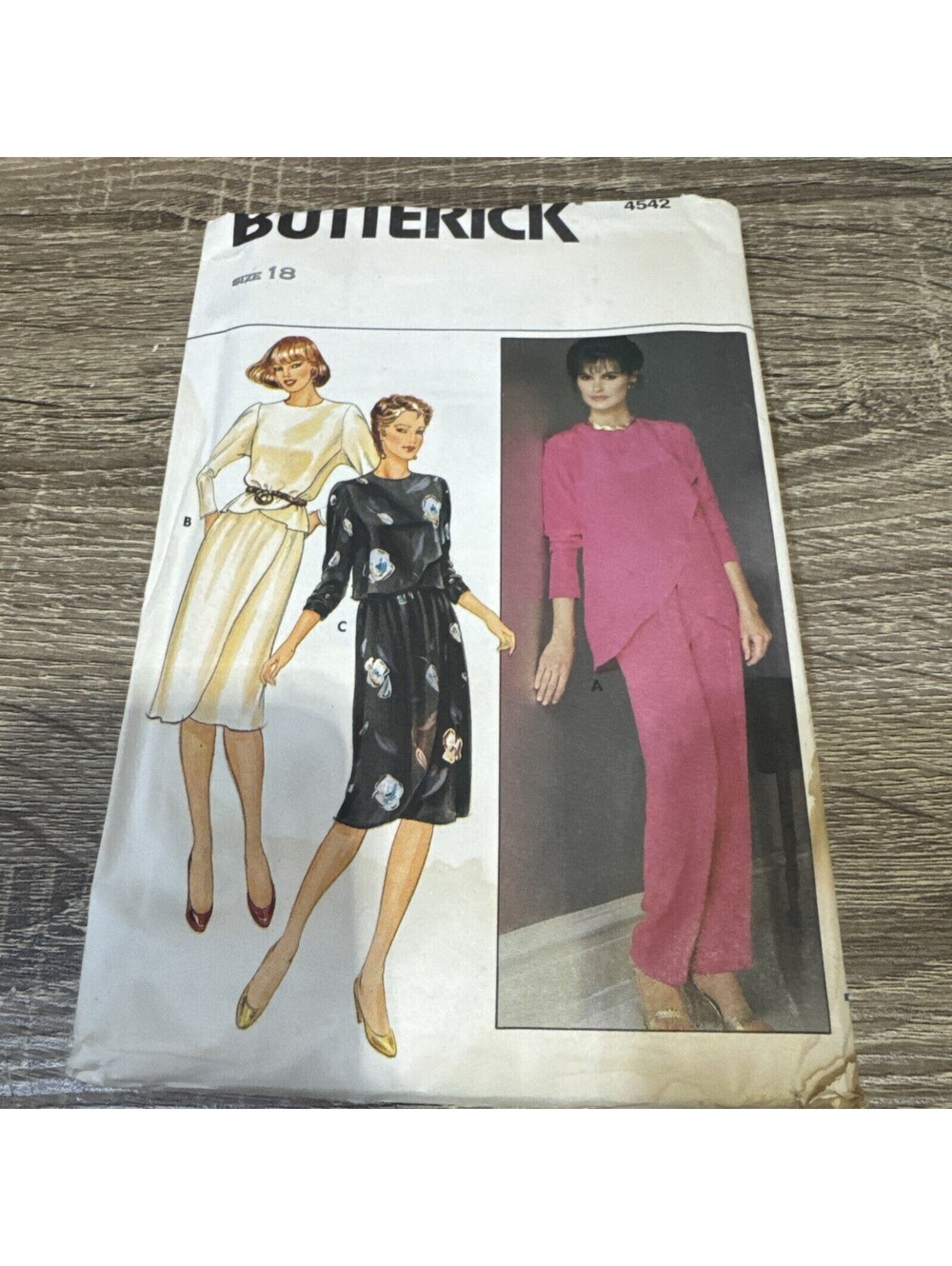 RARE NEW Vintage Butterick Women’s Sewing Pattern 4542 FF Skirt, Top Pants